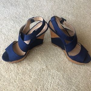 Beautiful BCBG Generation wedged heals!